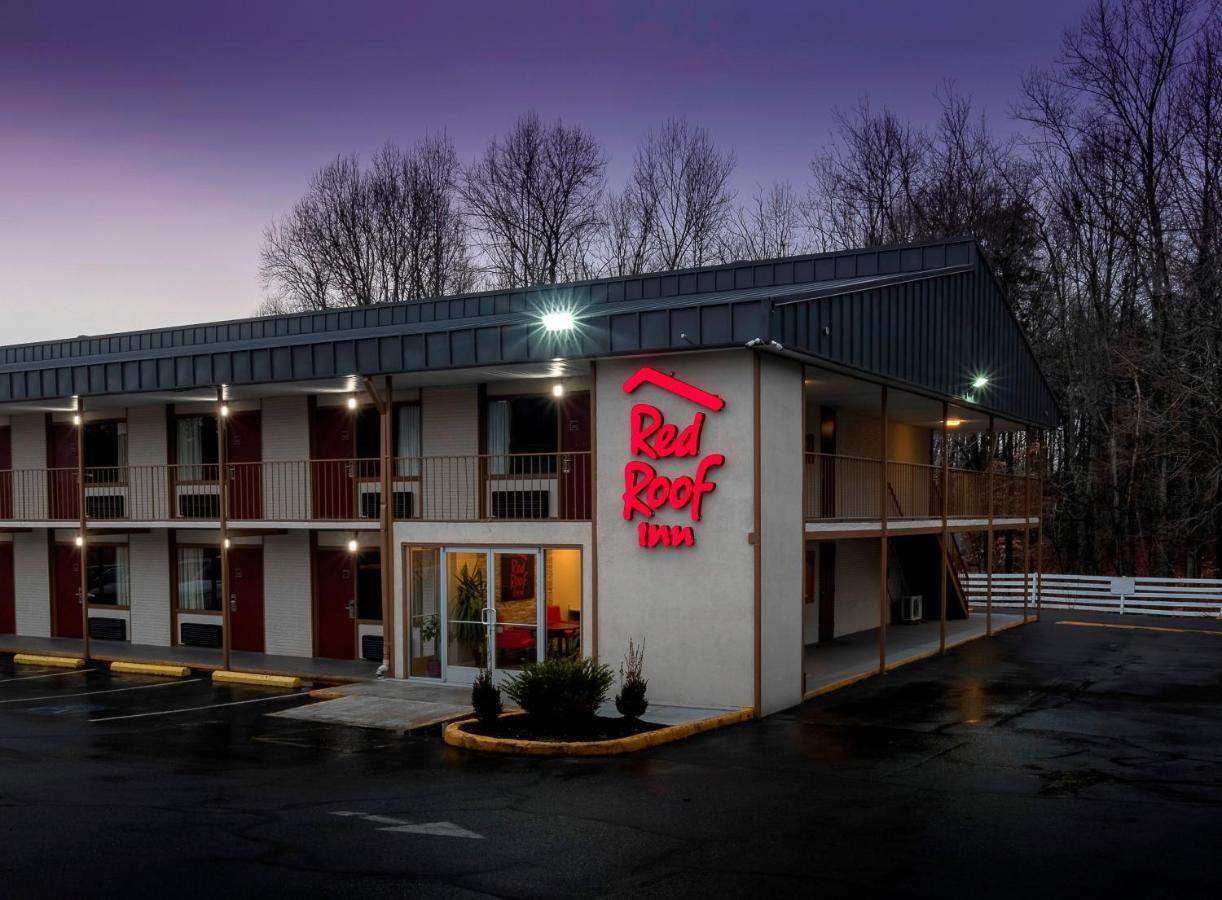 Red Roof Inn Fredericksburg North Dış mekan fotoğraf