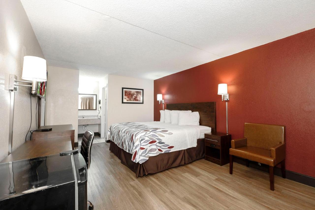 Red Roof Inn Fredericksburg North Dış mekan fotoğraf