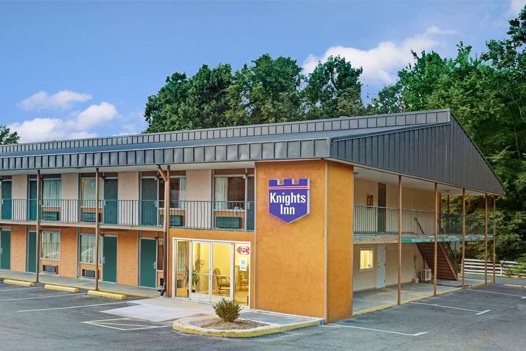 Red Roof Inn Fredericksburg North Dış mekan fotoğraf