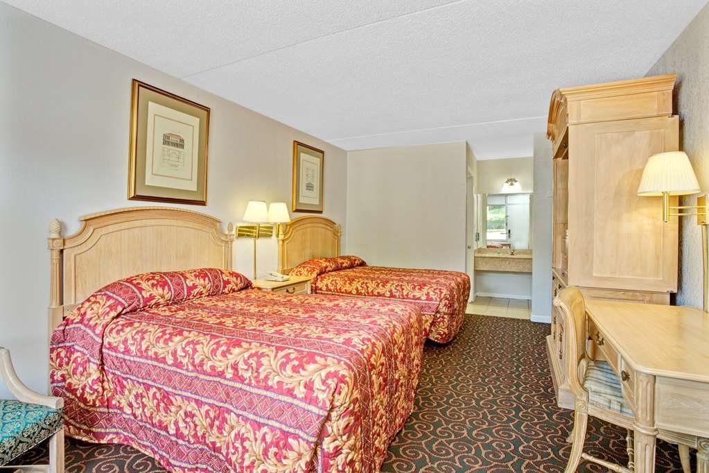 Red Roof Inn Fredericksburg North Oda fotoğraf