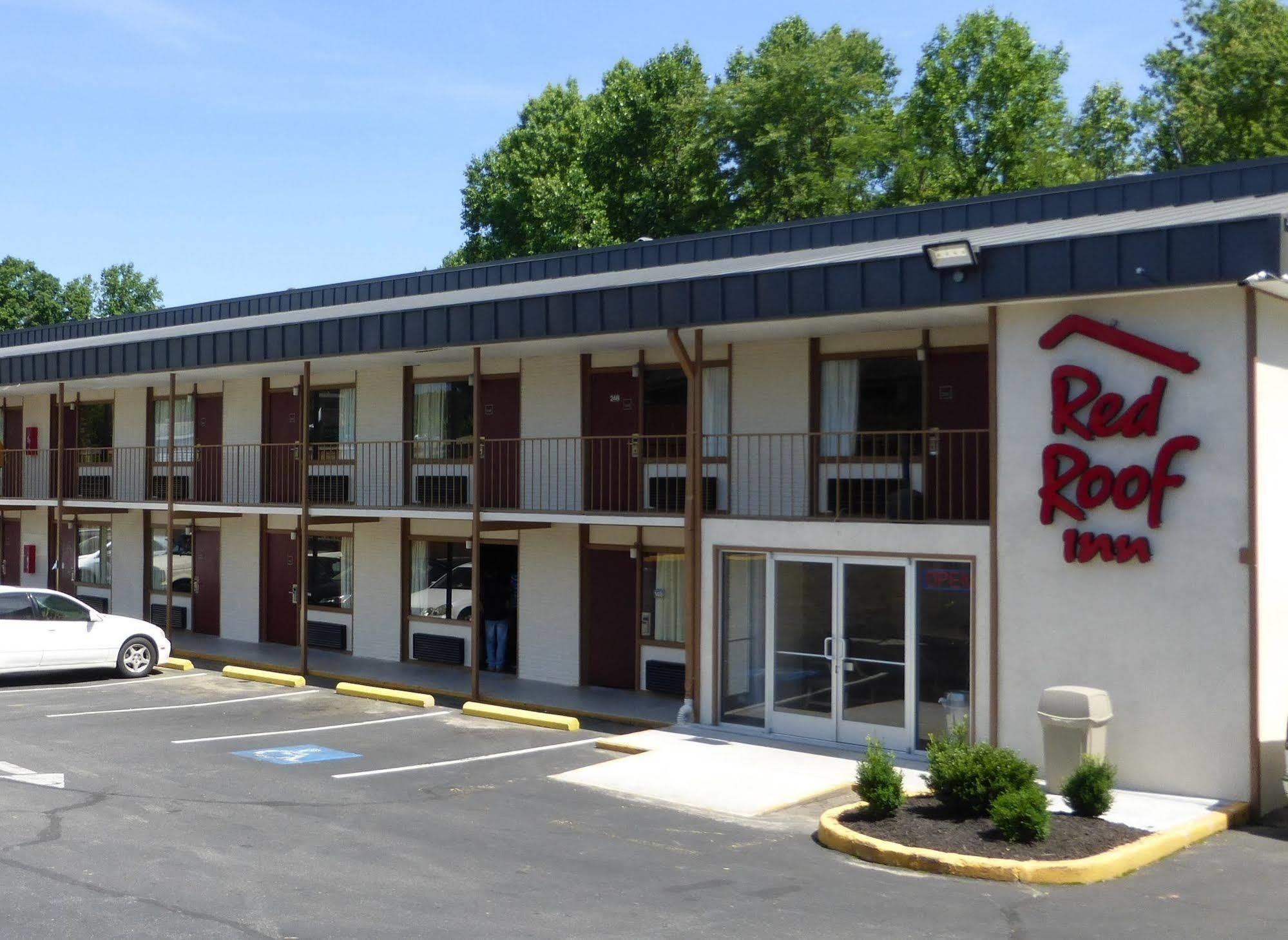 Red Roof Inn Fredericksburg North Dış mekan fotoğraf